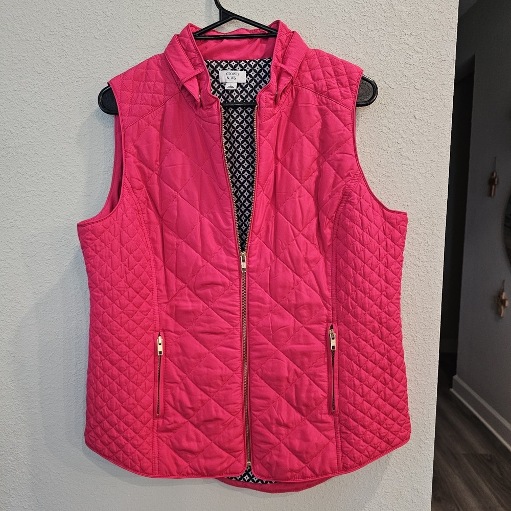 Crown & Ivy Pink Quilted Vest Womens Sz L P2P 22